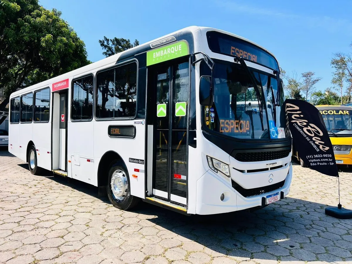 D_NQ_NP_2X_711011-MLB105358493581_012026-F-nibus-urbano-caio-apache-vip-mbenz-20212022-financiamos